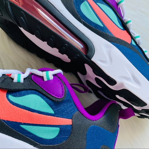 NWT Nike Air Max 270 React Women’s Shoes - Picture 7 of 8